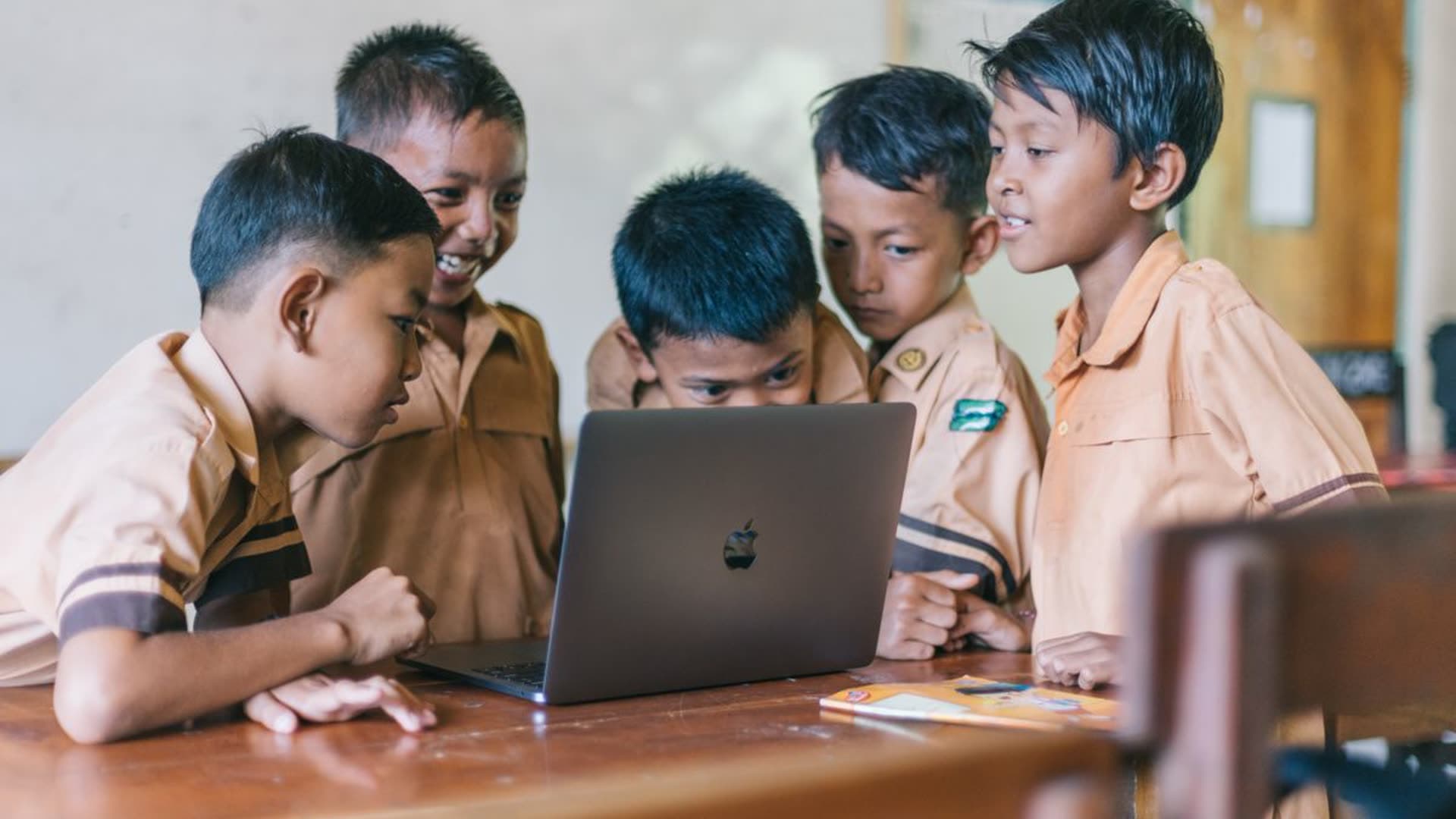 Selamat Datang di SMK 1 susukan